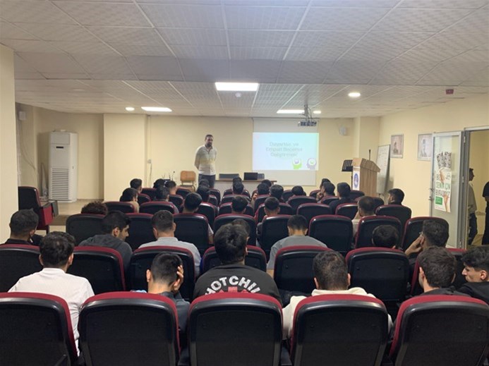 SEYYİD BİLAL ERKEK ÖĞRENCİ YURDU’NDA PSİKOLOJİK DESTEK EĞİTİMİ