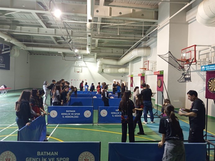 Borsa İstanbul Ortaokulu Dartta Zirvede