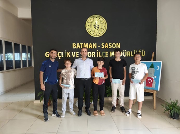 SASON’DA BAŞARILI SPORCULAR ÖDÜLLENDİRİLDİ